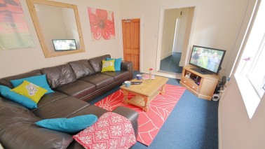 6 very large double bedrooms 