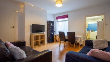 4 large double bedrooms