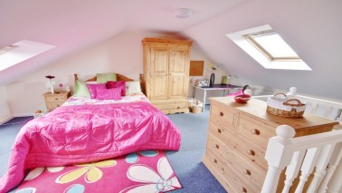 5 large double bedrooms 