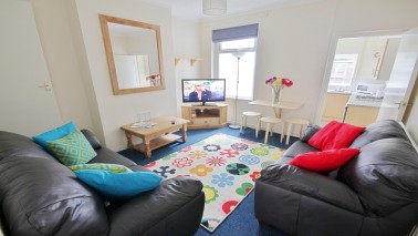 4 large double bedrooms 