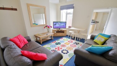 5 large double bedrooms 