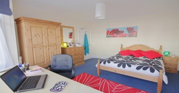 Full size double beds, matching solid pine bedroom furniture, large desks 10/21